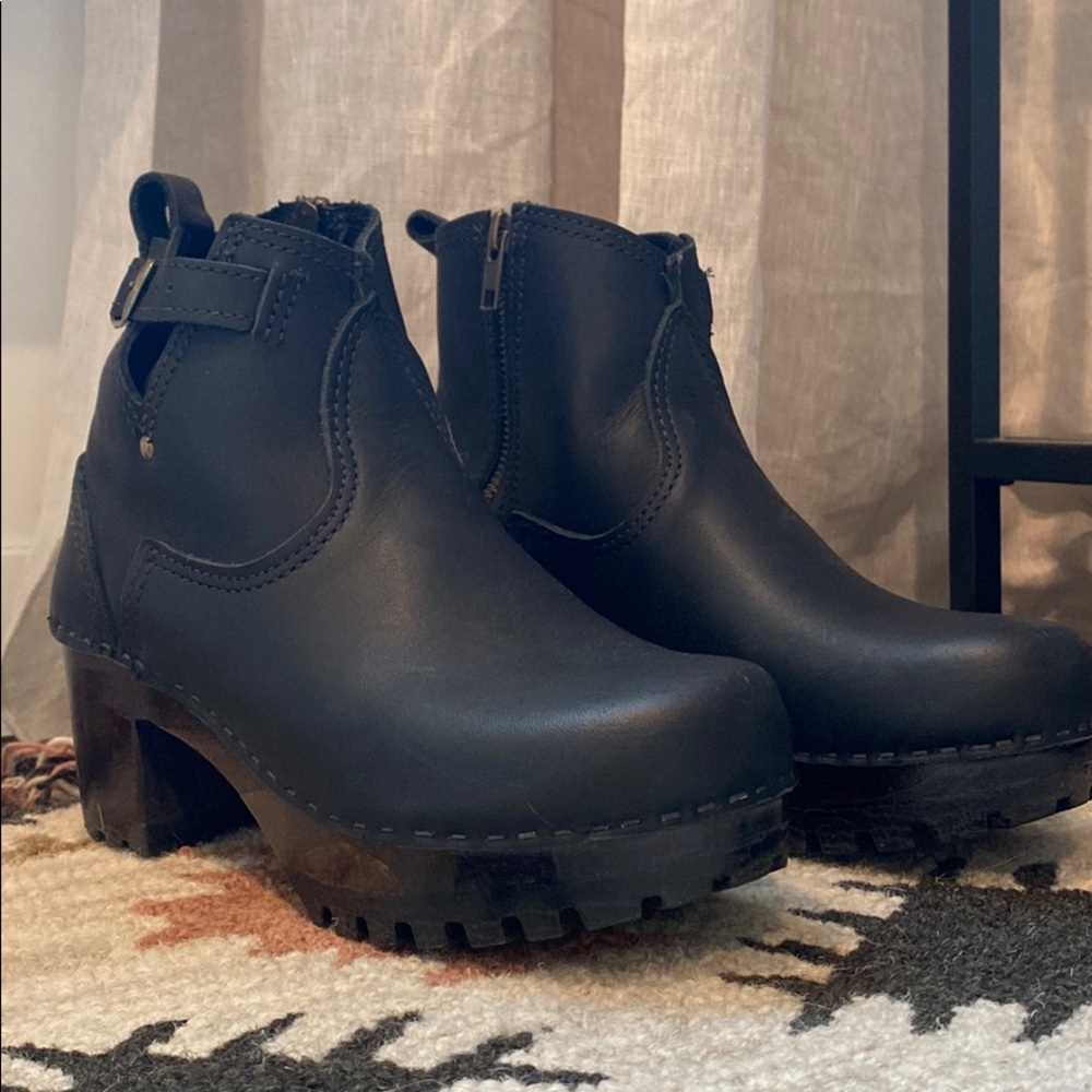 No. 6 boot clog size 39
